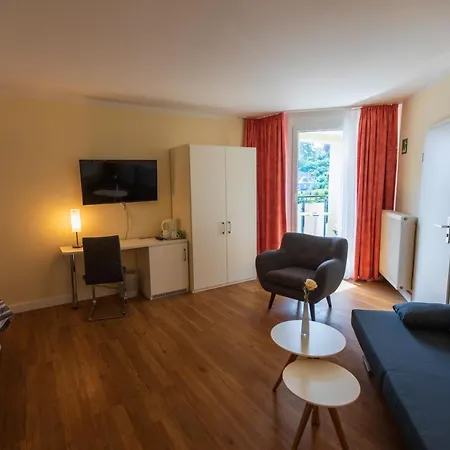 Gillenfelder Hof 3*